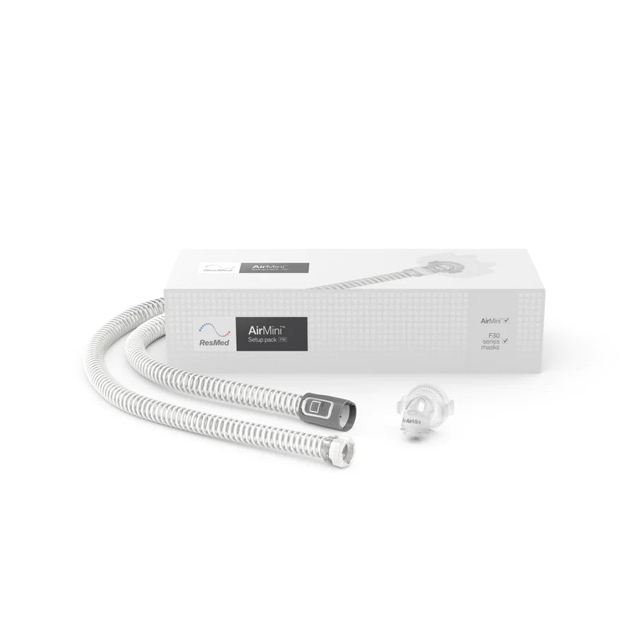Appareil CPAP de voyage AirMini™ AutoSet™ avec pack d'installation F30 + ensemble de masques F30